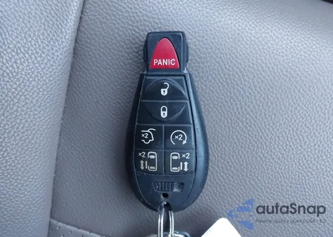 2012 Chrysler Town & Country Touring-L z USA, uszkodzony, nr VIN 2C4RC1CG0CR134403